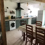 Manoir De Champvert *